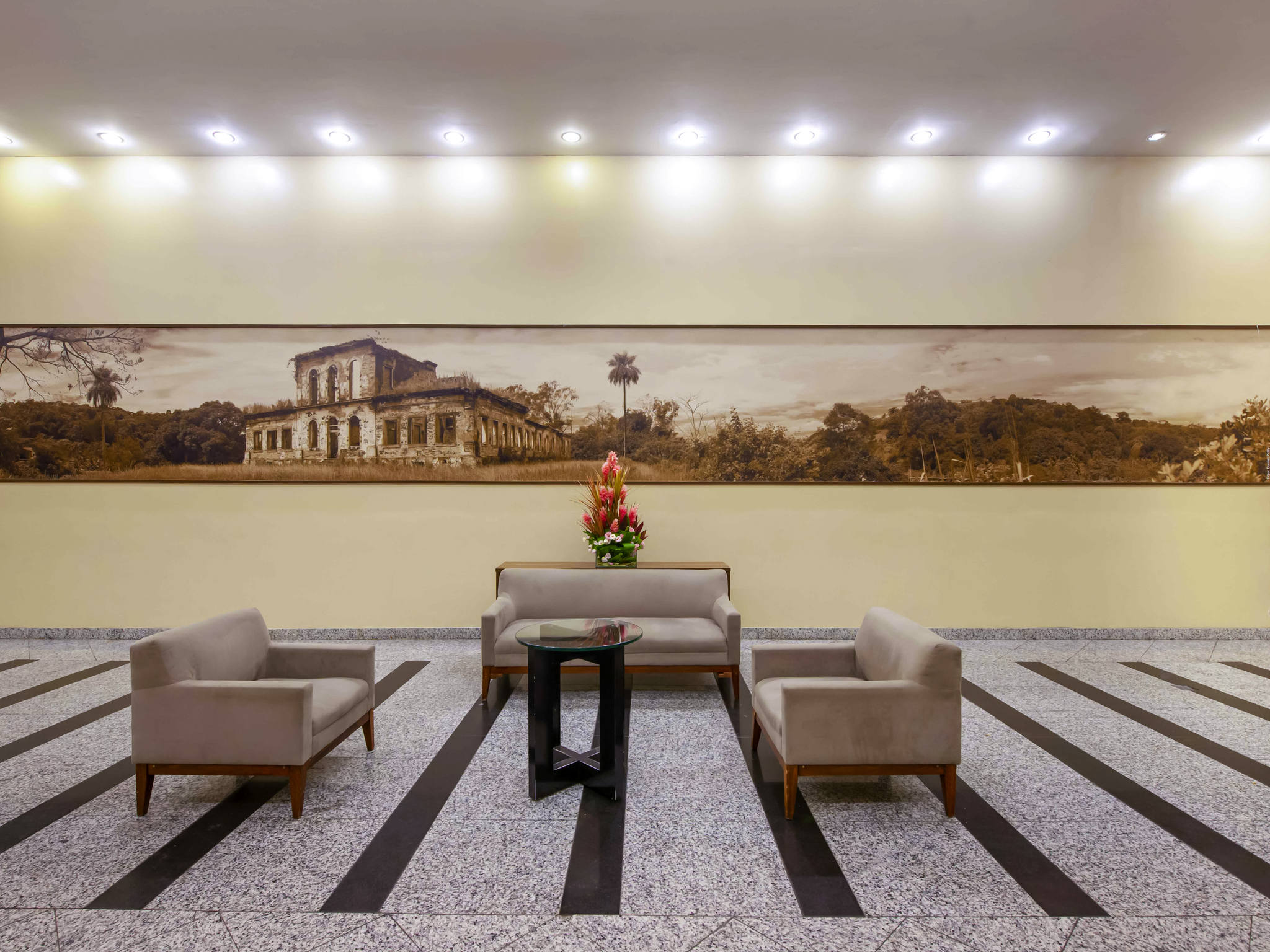 Mercure Hotel - Business